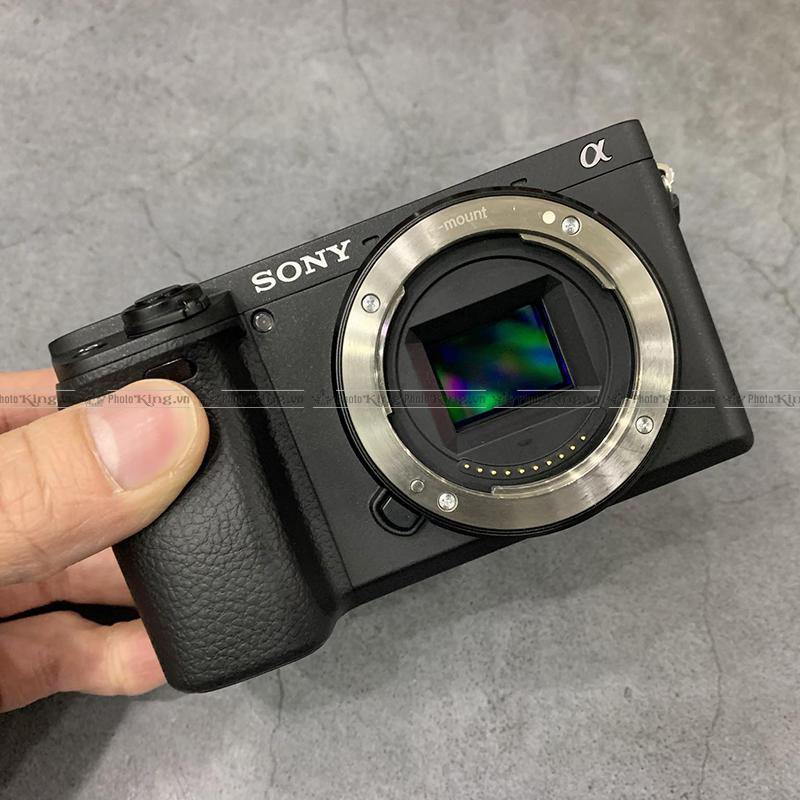 Sony A6400 body (used)